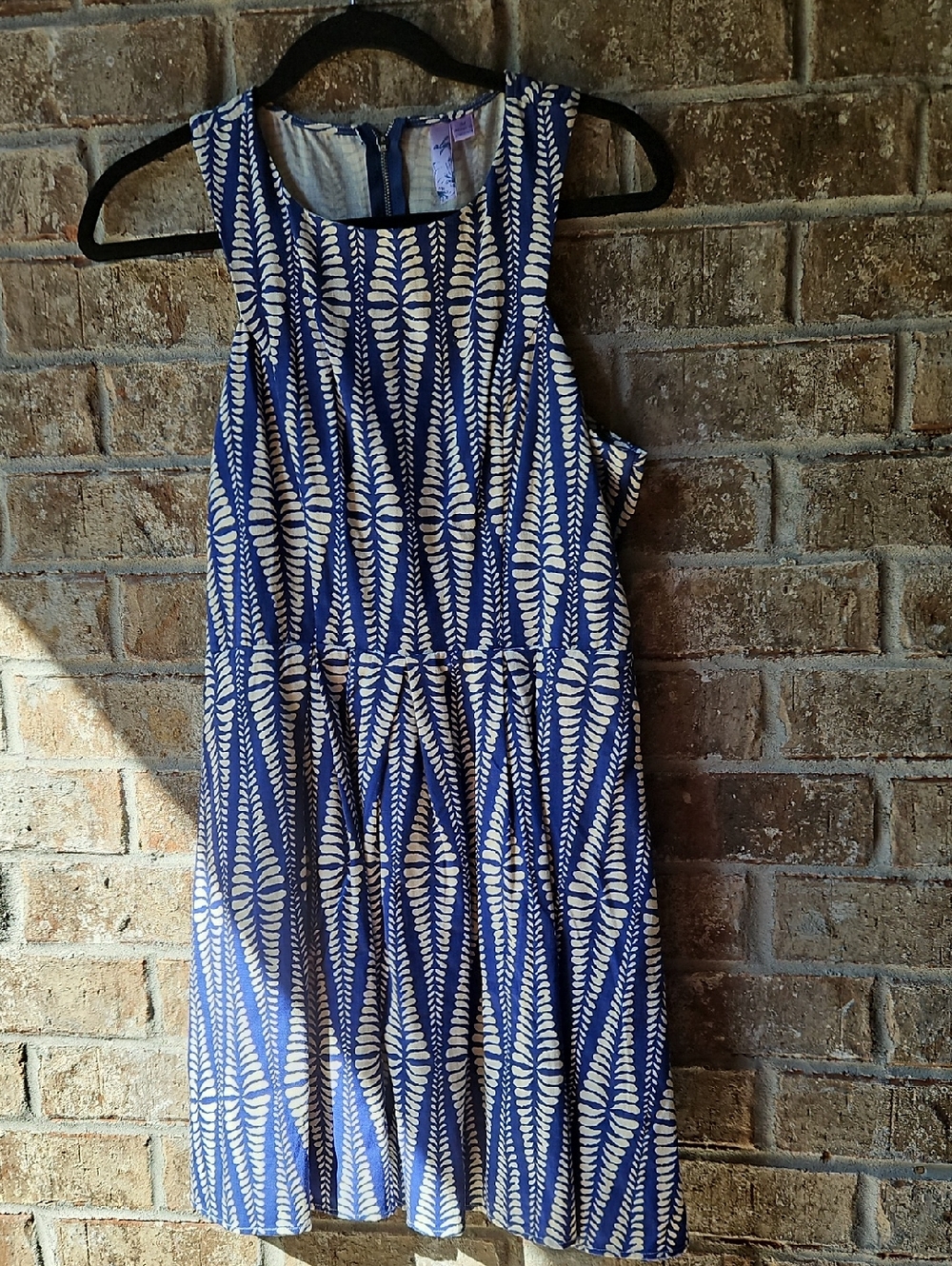 Ayla Sleeveless Blue and White Patterned Summer Dress